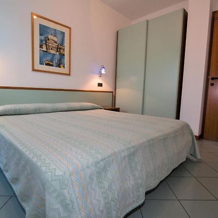 Appartamento Mediterraneo San Benedetto del Tronto Exterior foto